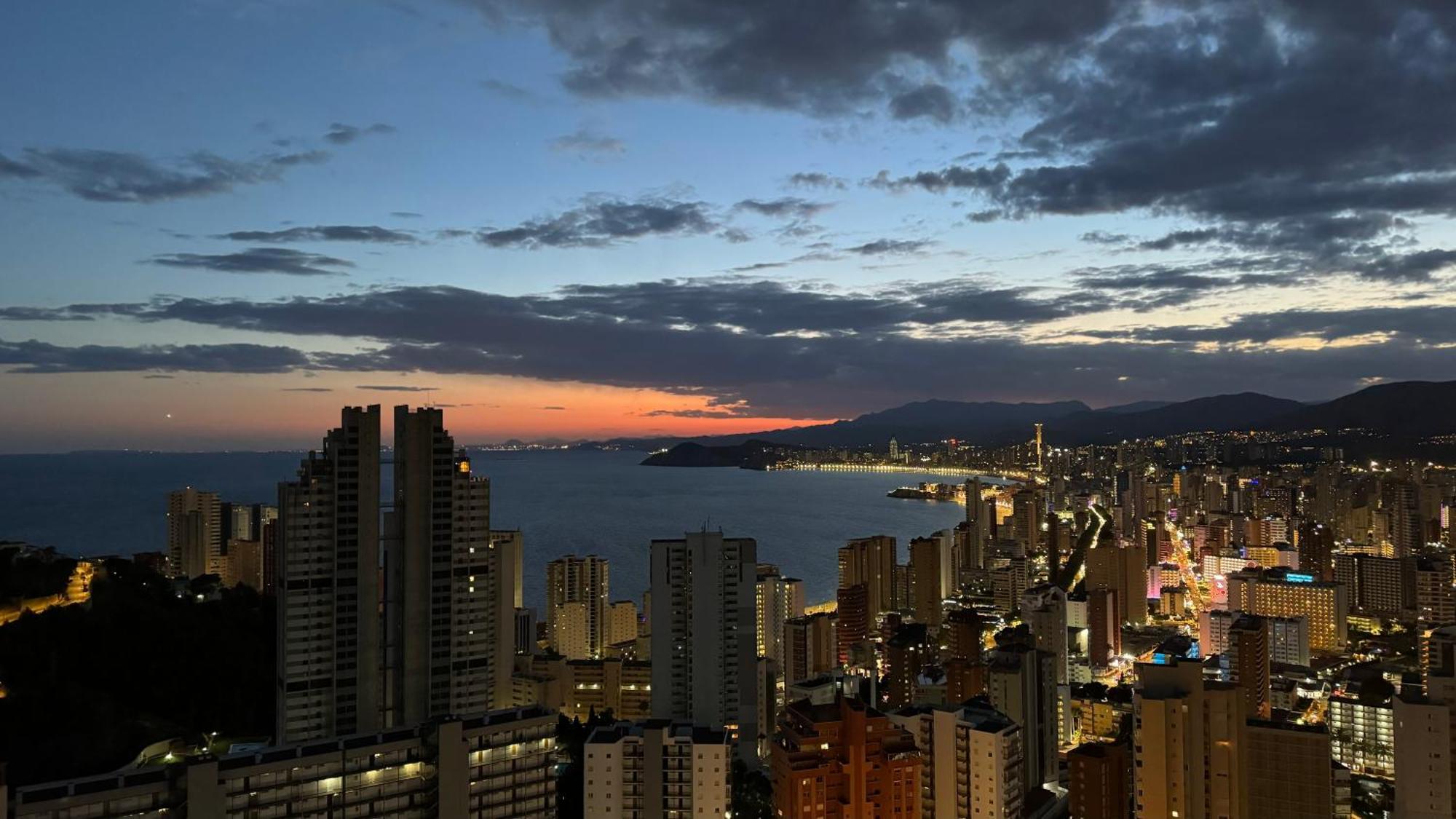 Planta 28 - 2 Dormitorios Con Vistas Benidorm Esterno foto
